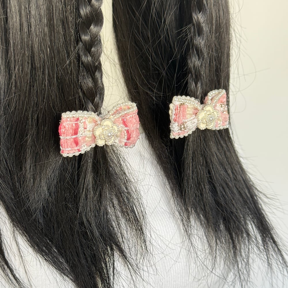 Image of Pink Tweed Clips