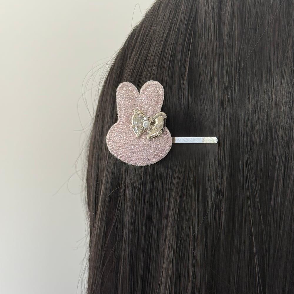 Image of Rabbit Girl Clip