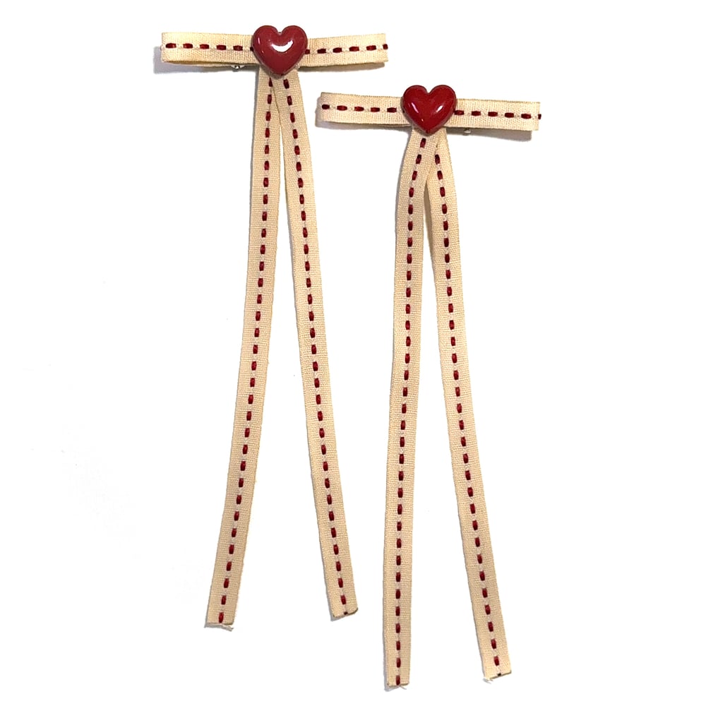 Image of Heartstitch Paired Bows