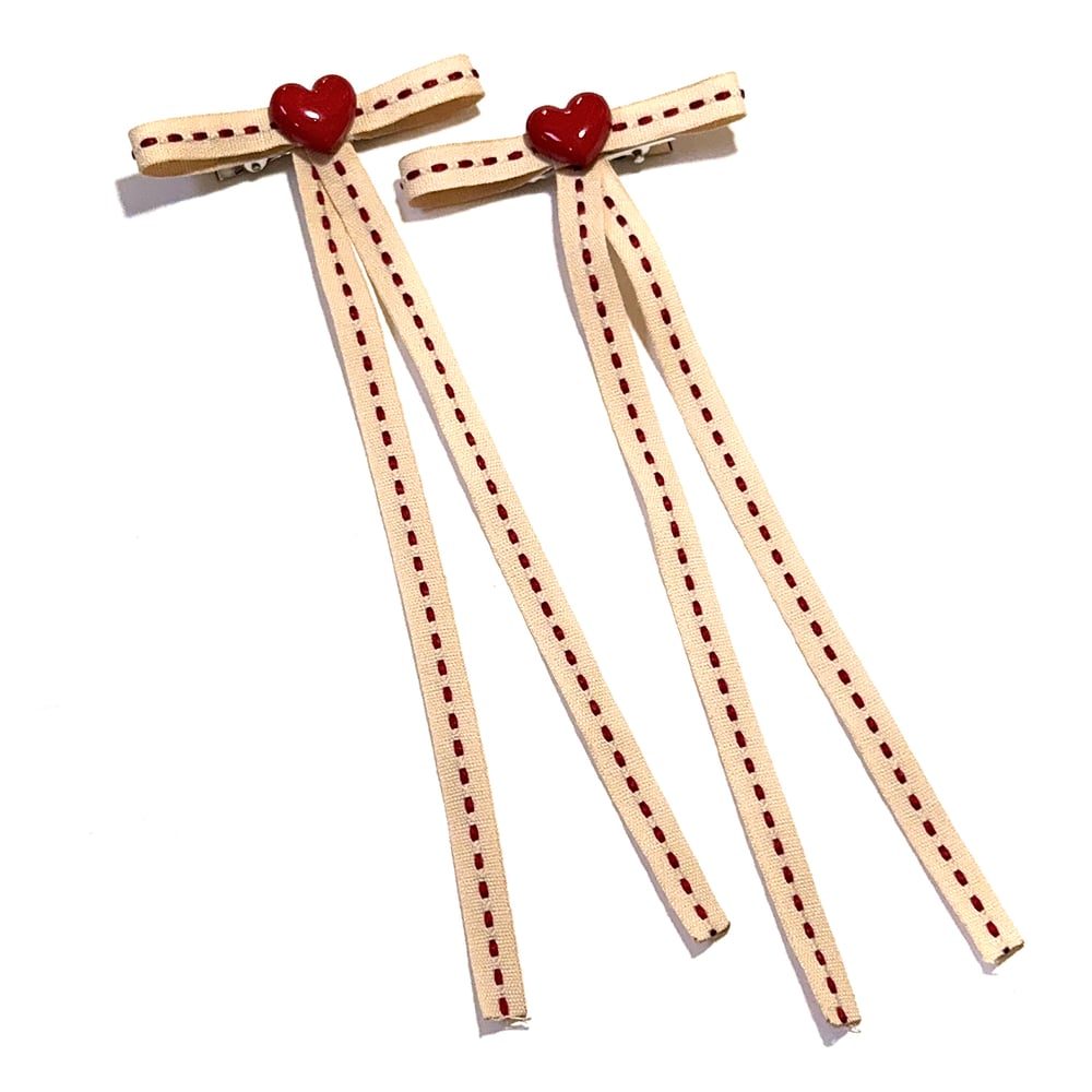 Image of Heartstitch Paired Bows