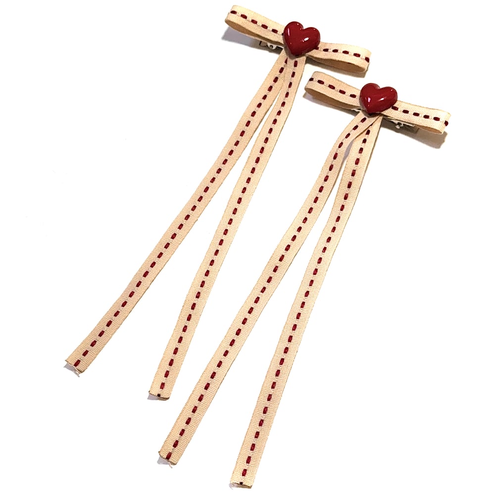 Image of Heartstitch Paired Bows