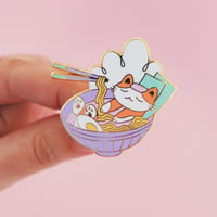 Image 1 of Chat ramen - Pins