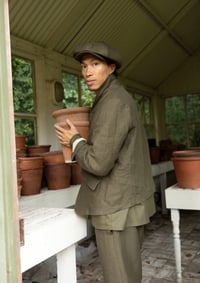 Image 3 of The Gardener Jacket - Khaki linen