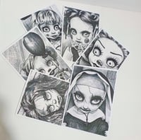 Pack of 6 Black & white Horror doll themed note cards