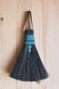 Image 5 of Arenga fibre hand brush broom with hemp and leather