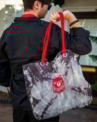 Image 4 of Tie Dye Red Chrysanthemum Rope Tote Bag 