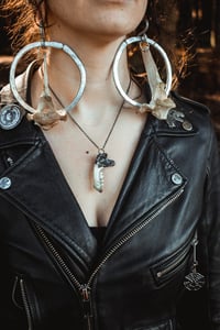 Image 1 of Silver Capped Jaw necklace