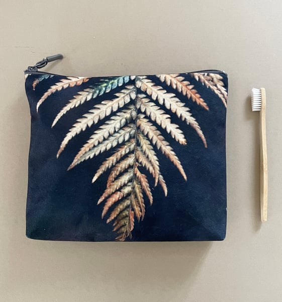 Image of Fern, LARGE travel bag, make-up, toiletries zipper pouch