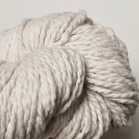 Image 2 of 4 hanks of natural chunky cotton yarn sourced from Argentina 