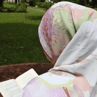 Image 4 of Wanita Nusantara Terakhir (Shawl)