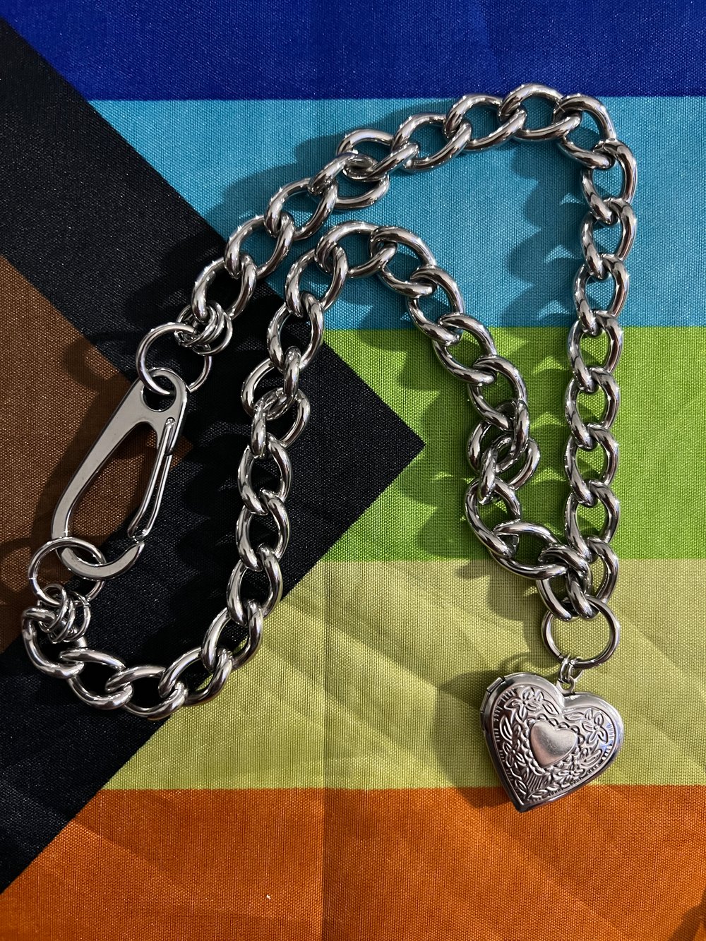 stainless steel heart locket choker