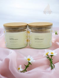 Image 4 of Floral Enchantment 14 OZ Sweet Pea Scented 3-Wick Soy Wax Candle - Spring Scented Soy Candle