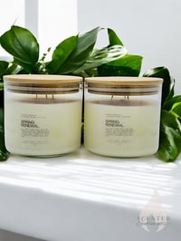 Image 4 of Spring Renewal 14 OZ Fresh Cut Grass Scented 3-Wick Soy Wax Candle - Spring Scented Soy Candle