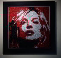 Image 3 of Kate Moss in Rhinestones