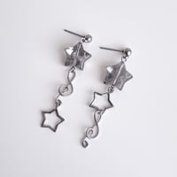 Image 3 of star melody earrings 