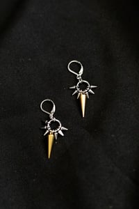 Image 4 of Obscurious earrings