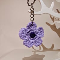 Image 4 of Crochet Flower Keyring