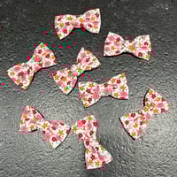 Image 2 of Barrette bouquet