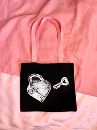 Image 3 of Heart Lock Totes