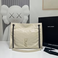 Image 4 of Y large bags (click to browse )