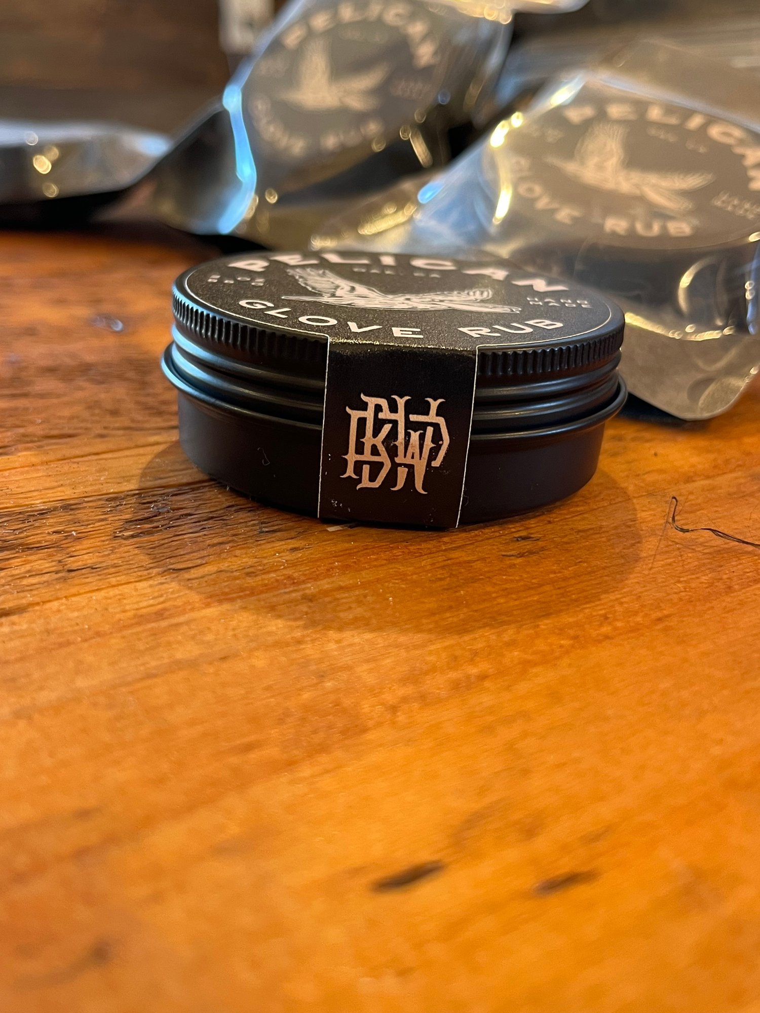 Image of Pelican Glove Rub (2oz)