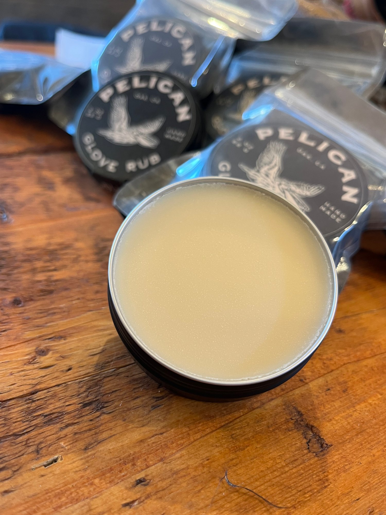 Image of Pelican Glove Rub (2oz)