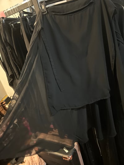 Image of LONG NIQAB 