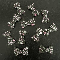 Image 2 of Barrette verte fleurs rose 