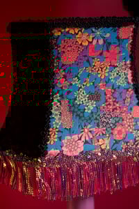 Image 5 of Abat-jour Liberty & Panne de velours aux accents pailletés 
