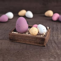 Image 3 of Mini egg crate