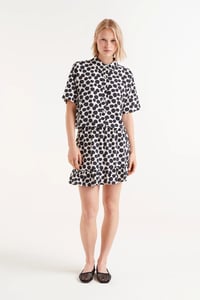 Image 4 of CAMISA M/C ESTAMPADO TERRAZO (ANTES 39,90€)