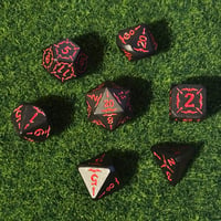 Dagger Dagger- Metal Dice Set