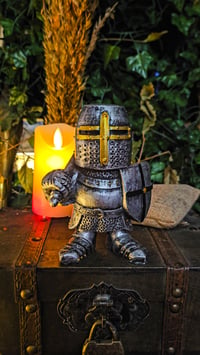 Image 9 of 👑The Armored Kingdom King's Guard Knight Collectible-Durable Resin Figure-Unique Display Decor