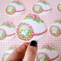 Image 1 of Vintage panoramic sugar egg sticker 