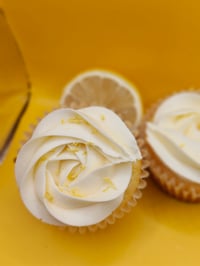 Image 3 of Lovely Lemon