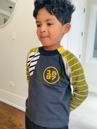 Image 7 of courtneycourtney x 1587 size 4T toddler long sleeved stripe logo raglan tee tshirt
