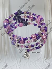 Image 1 of ANA826087 - Memory wire strand charm bracelet - Purple