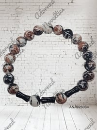 Image 1 of ANA826084 - Natural Blac Silver Silk White Porcelain 10mm 