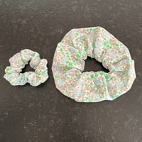 Image 1 of Chouchou fleuri fluo