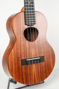 Image 3 of KoAloha KTM-10 Koa Satin Tenor #3