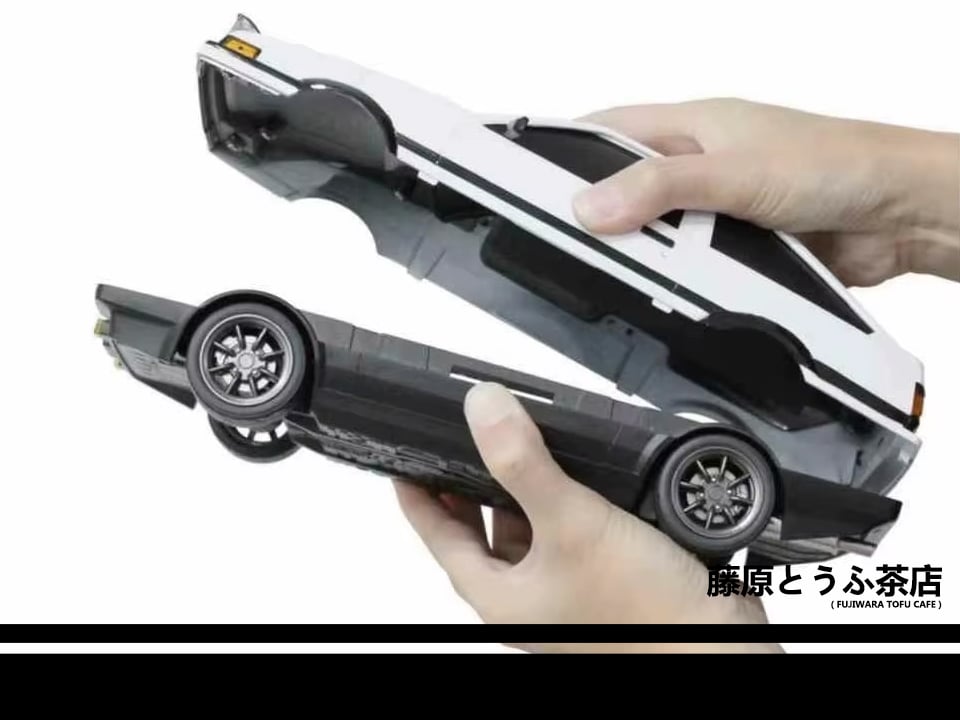 Initial D Toyota AE86 Sprinter Trueno Wet Tissue Case