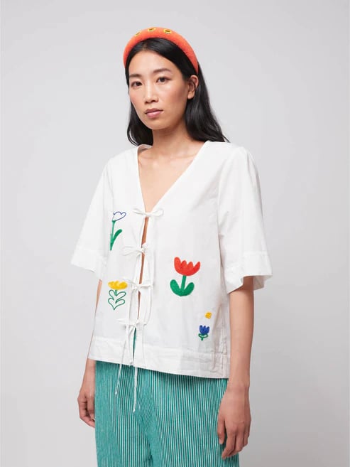 Image of 1-Top Garden Embroidery Tie Blouse