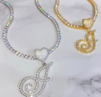 Image 2 of Heart cursive chain 