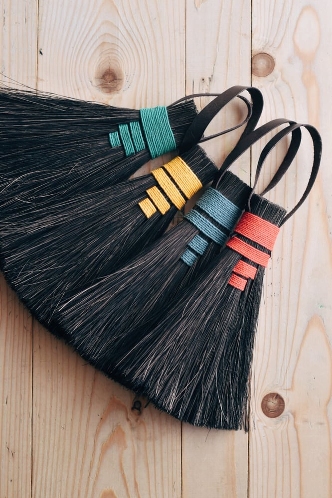 Image of Arenga fibre hand brush broom with hemp and leather