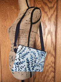 Image 1 of Linen Petite Zip Purse- Navy & White Floral