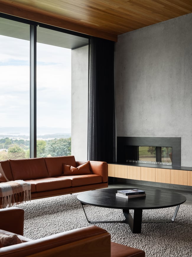  SAS LEATHER CUSHIONS