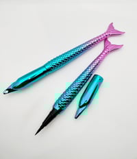 2 in 1 Mermaid Tail Long Lasting Eye Liner