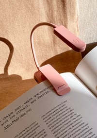 Image 1 of LAMPE DE LECTURE