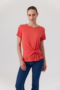 Image 1 of Camiseta Cassiane Naranja