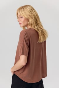 Image 3 of Camiseta Francesca Marron